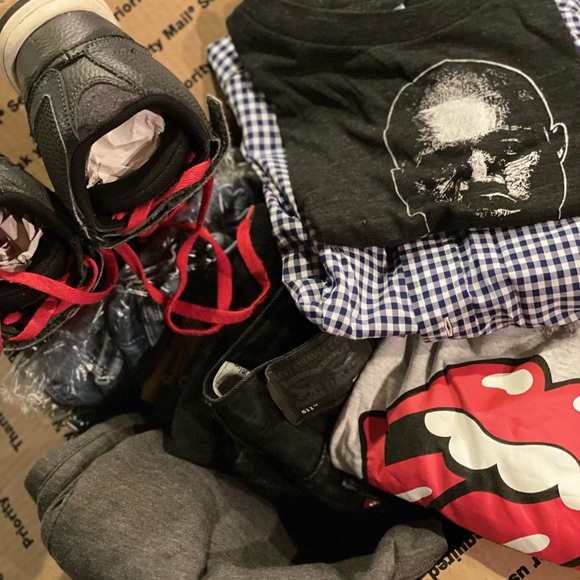 Boys Style Box Size 6 - Picture 3 of 11